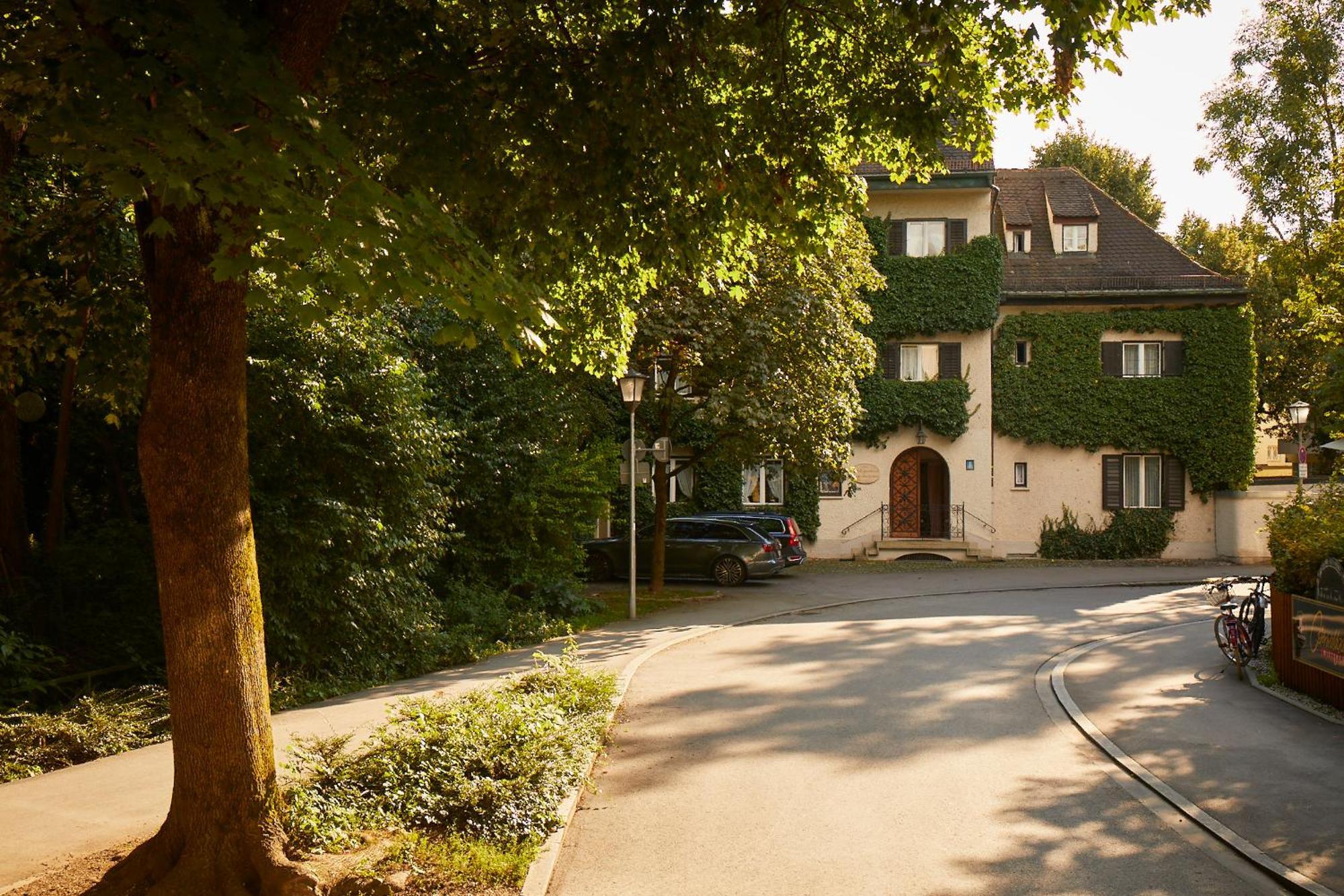 Gaestehaus Englischer Garten Munique Exterior foto